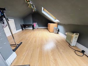 Photo 1- click for photo gallery